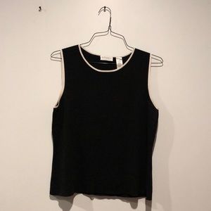 Villager A Liz Claiborne Company Black and White Sleeveless Blouse